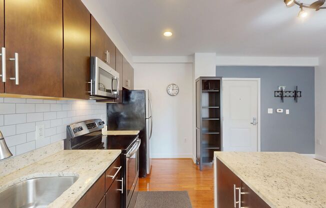 Eckington Spacious One Bedroom W/Roof Top & Washer/Dryer In Unit