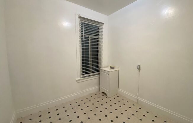 301 COLUMBUS AVE