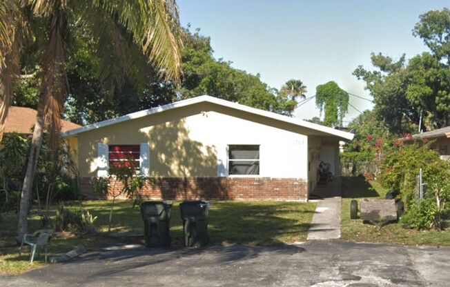 709 SW 15 AVE - COMM 8