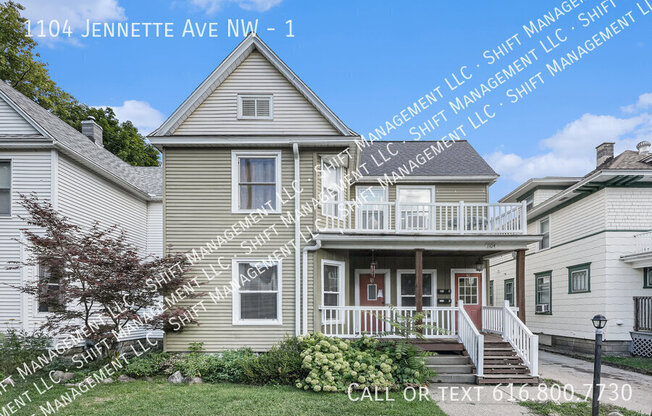 1104 JENNETTE AVE NW