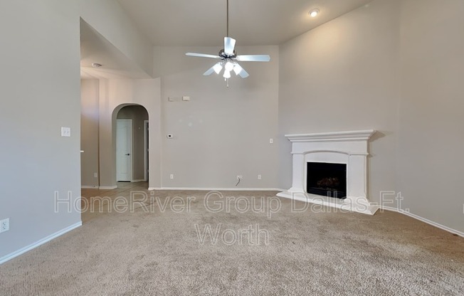 4005 MARTINSBURG DR