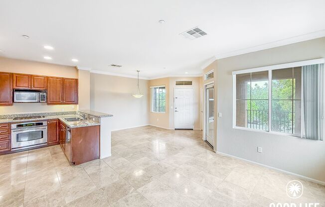 Bright 2BD/2BA Condo in Sabre Springs with Covered Balcony, In-Unit Laundry & Garage