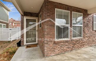 3 beds, 2.5 baths, $2,400