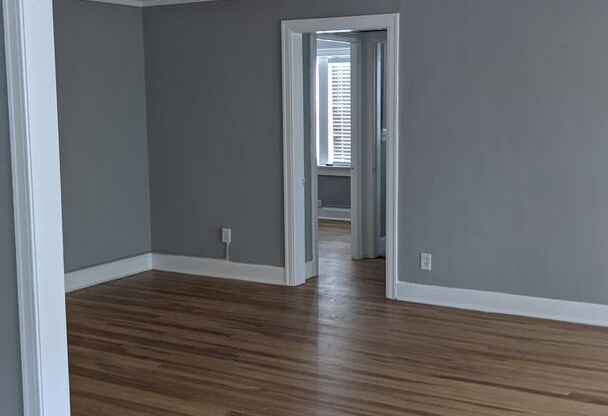 1 bed, 1 bath, 1,050 sqft, $1,195, Unit 131-133 East 46th St - 6