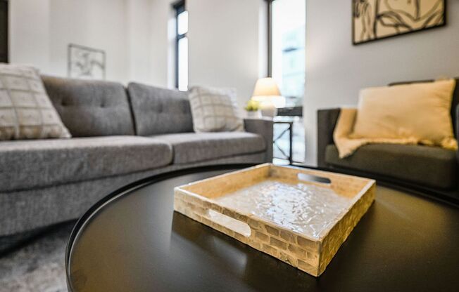 1 bed, 1 bath, 677 sqft, $1,395, Unit 3323