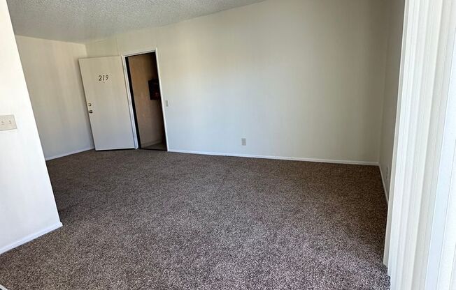 1 bed, 1 bath, 650 sqft, $1,750, Unit 219