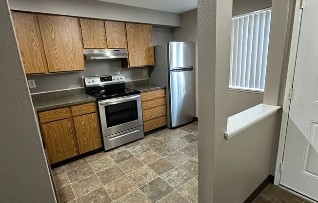 1 bed, 1 bath, 643 sqft, $1,285, Unit 329