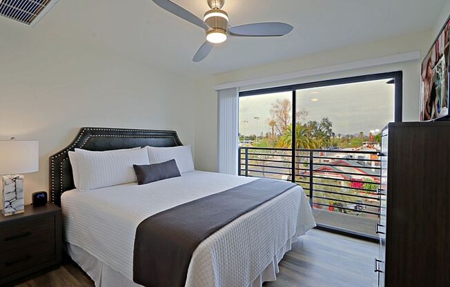 Charming Furnished One Bedroom in Downtown Phoenix