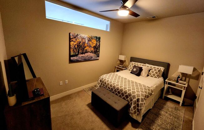 1 bed, 1 bath, 881 sqft, $1,725, Unit 505