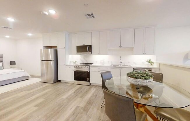 Studio, 2 baths, 1,236 sqft, $2,895, Unit Live/Work Loft - F