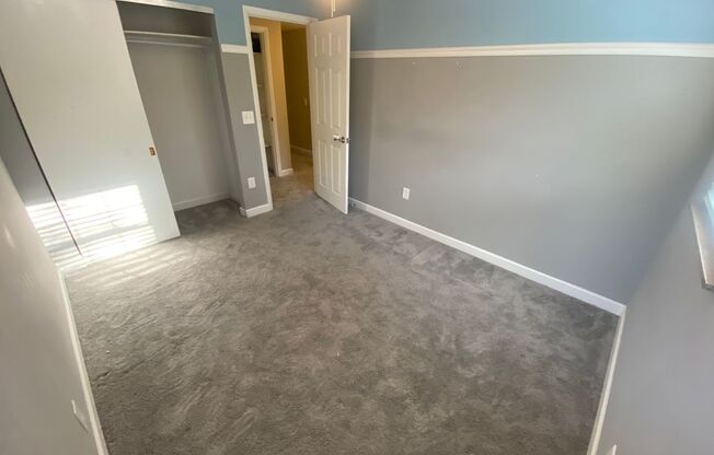 4 beds, 2.5 baths, $4,199