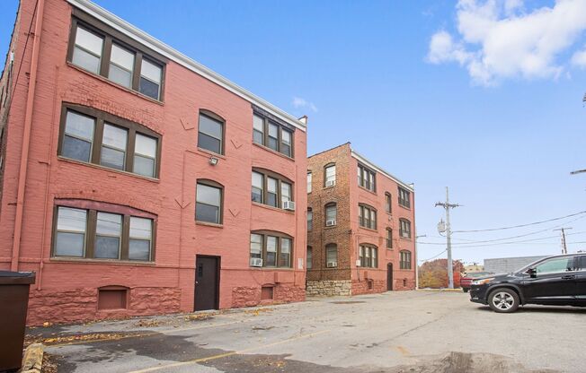 Studio, 1 bath, 600 sqft, $720, Unit 3747 #07