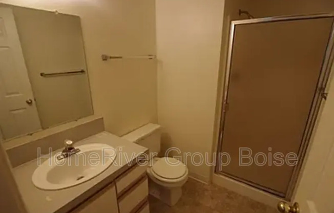 1452 N PL 202