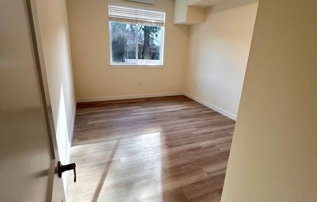 2 beds, 2 baths, 1,109 sqft, $2,048, Unit D202