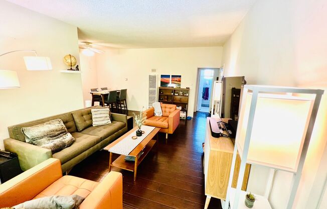 1 bed, 1 bath, 420 sqft, $2,050, Unit 9