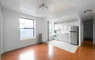 528 W 152 ST