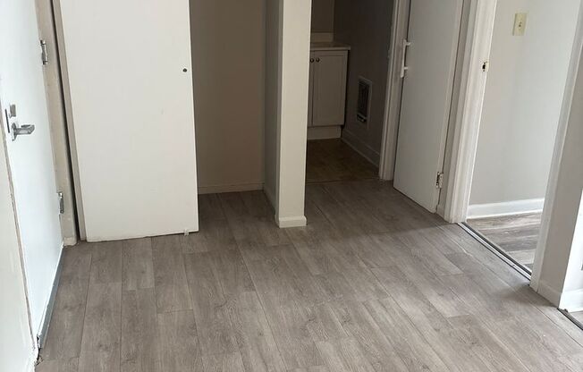 1 bed, 1 bath, 650 sqft, $1,150, Unit 205