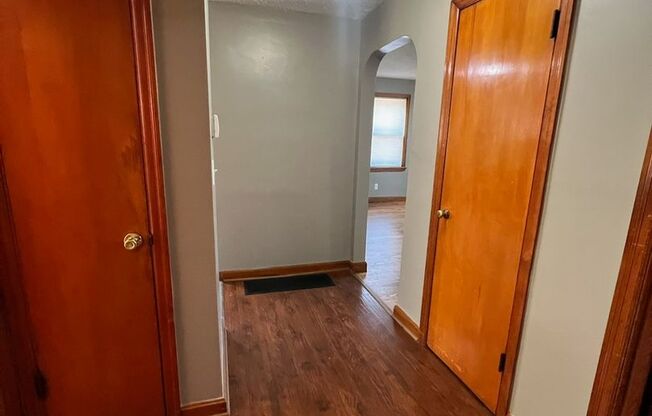 4 beds, 1 bath, $1,695