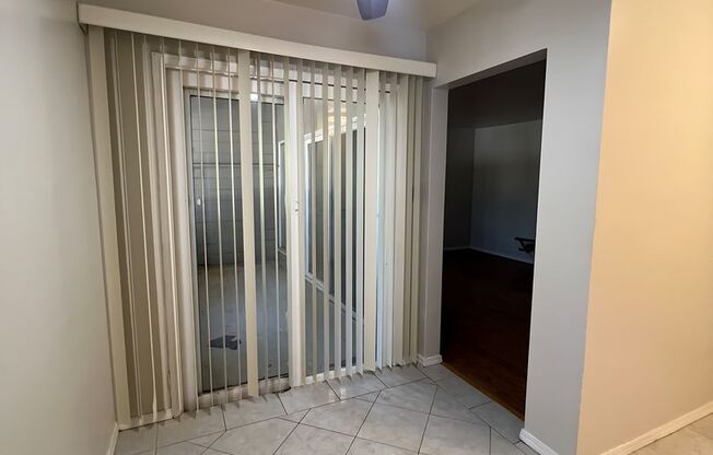 2 beds, 1 bath, $2,450