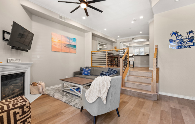 2748 CARLSBAD BLVD