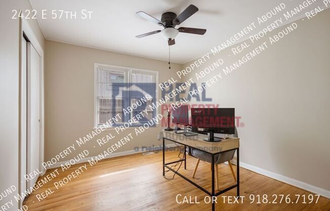 2422 E 57 ST