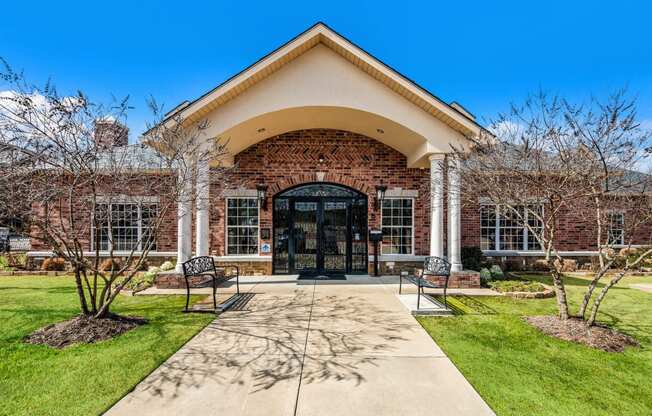 Entry at Arlo Luxury Homes, Arkansas