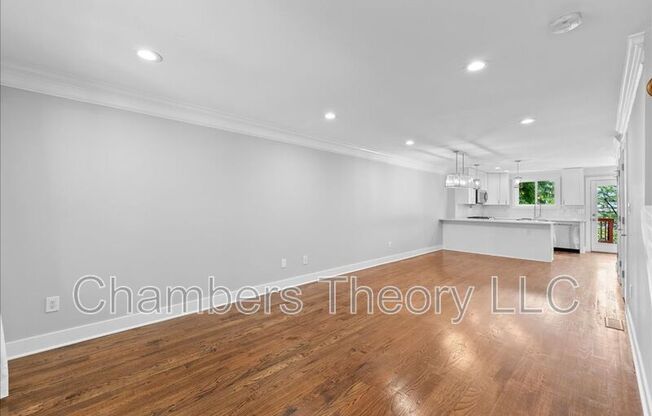 1273 OATES ST NE