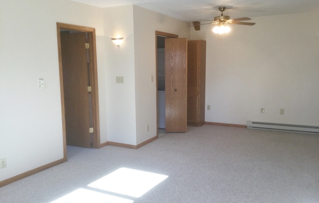 1 Bedroom Apartment with ALL appliances