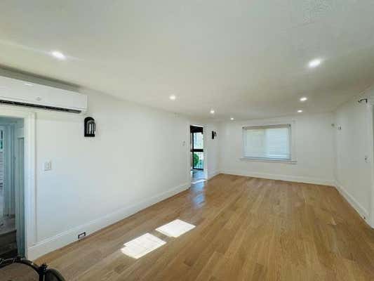 112 42 176 ST