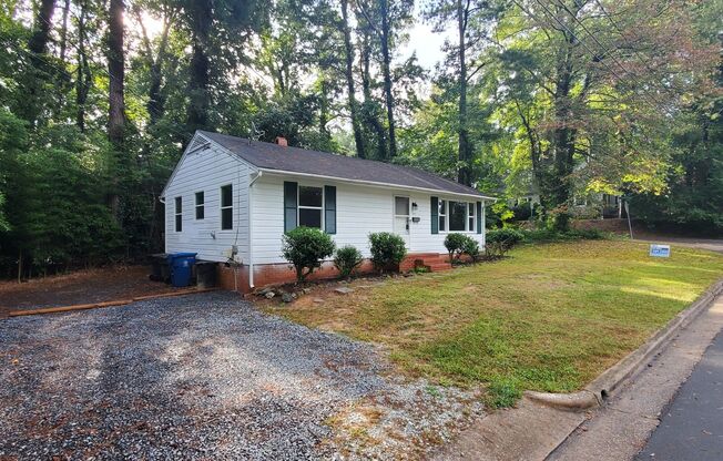 Charming 3-Bedroom Home in the Heart of Durham!