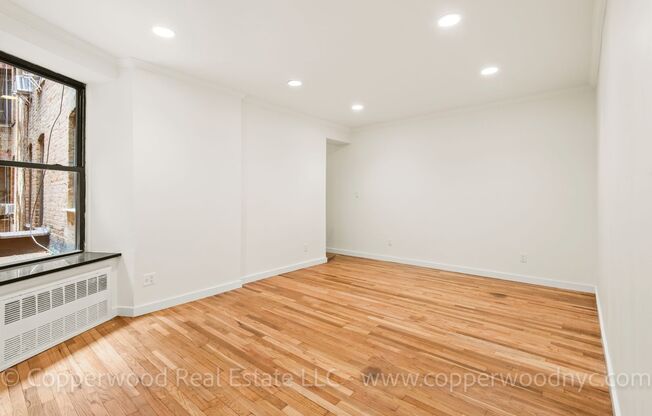 2 beds, 1 bath, 685 sqft, $5,495, Unit 9