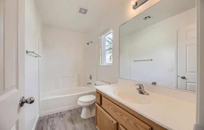 STUNNINGLY UPGRADED! 3 BED, 2.5 BATH