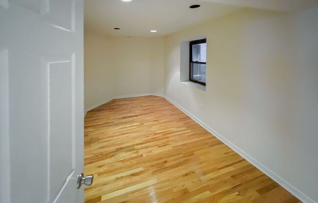 3 beds, 2 baths, 1,960 sqft, $3,950, Unit 3637-1