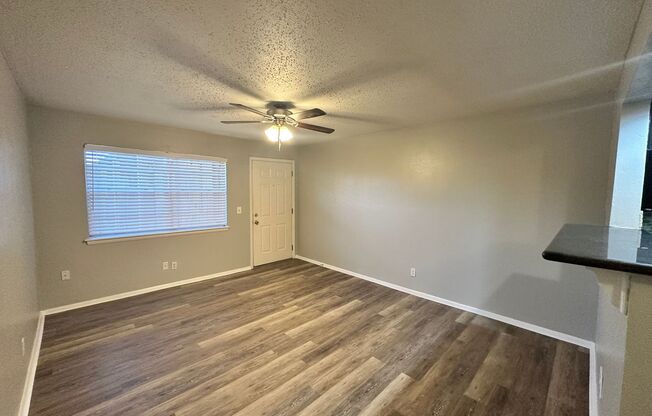 1 bed, 1 bath, 600 sqft, $850, Unit Mesta 700/13