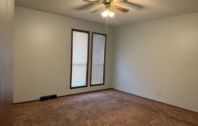 Beautiful 3 Bed 2 bath Home