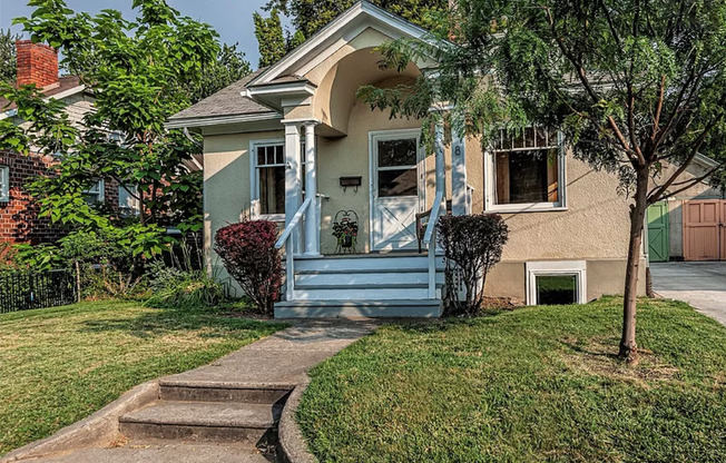 8 NEWELL ST