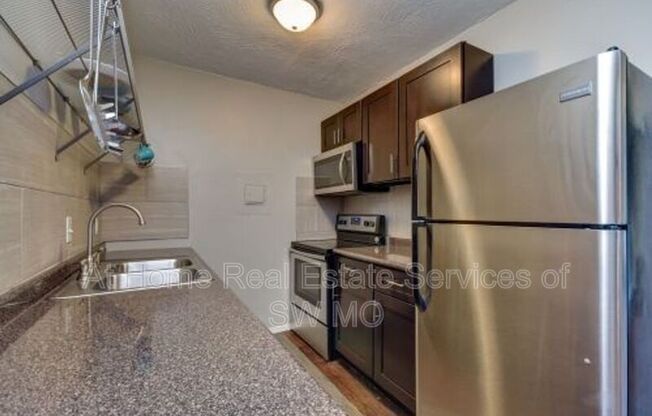 232 S FLORENCE