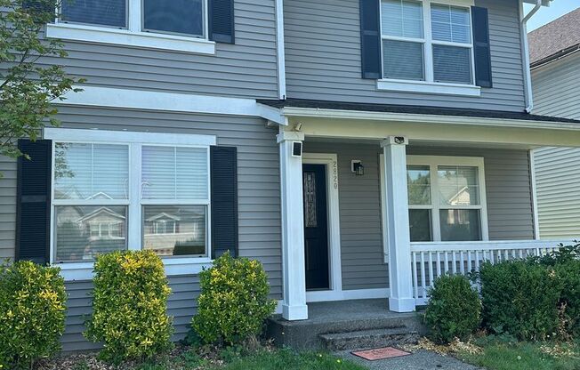 Beautiful 4 bed 2.5 bath rental Renton!