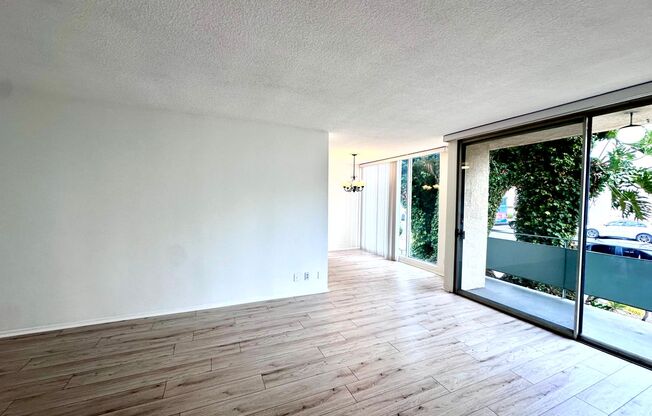 Beautiful Renovated Spacious 2 bedroom - 2 bath front lower level unit in Prime Santa Monica