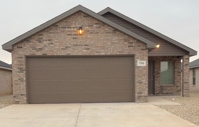 New Construction 3 bed / 2 bath in Elm Meadows!