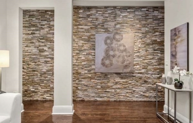 382 Commonwealth Ave 23