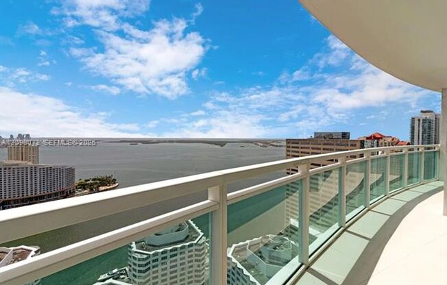 2 beds, 2.5 baths, $6,500, Unit # 3710