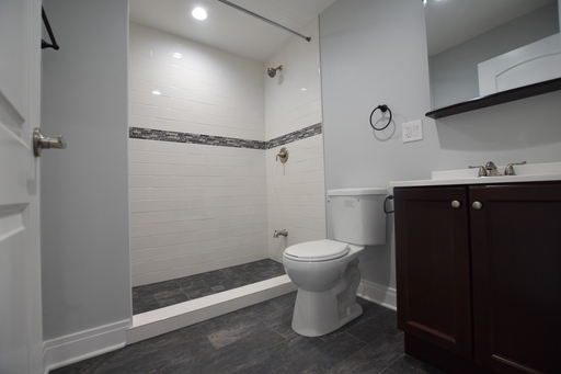 Studio, 1 bath, 375 sqft, $1,450, Unit 303