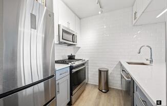 2 beds, 2 baths, 1,130 sqft, $7,500, Unit 33-C