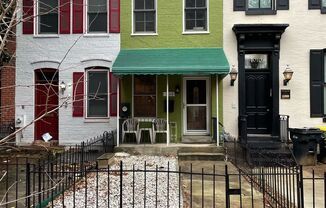 Foggy Bottom 1,200 Square Foot Rowhouse Off Washington Circle W/Exposed Brick! Prime Location!