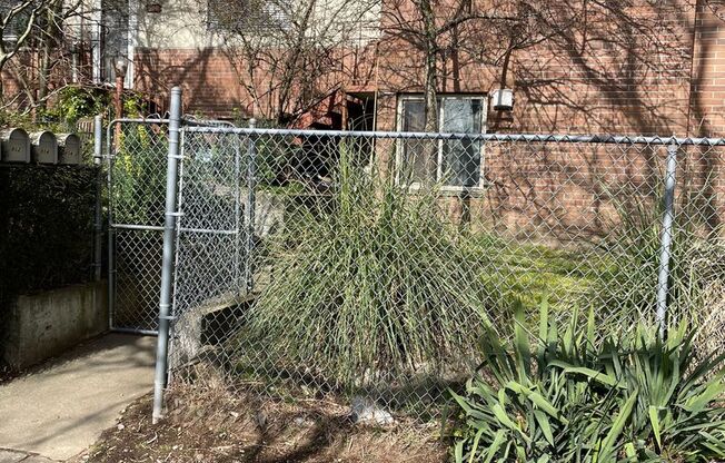 800 NW 62nd