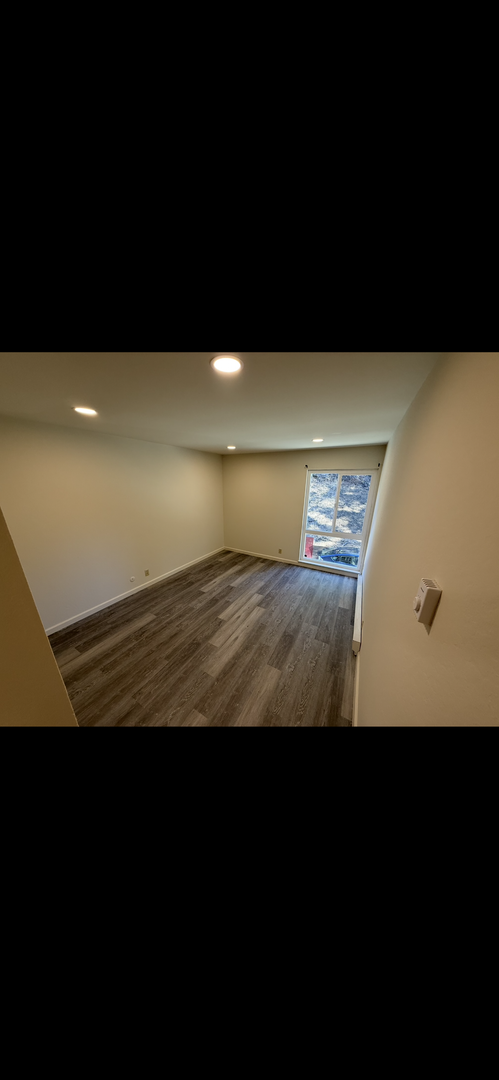 Carlmont Apartments - Entire Building Remodeled - 1 Month Free, No Pet Fee