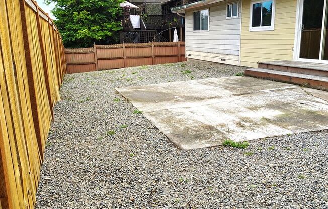 ### KENT HOUSE/DUPLEX in friendly neighborhood ###