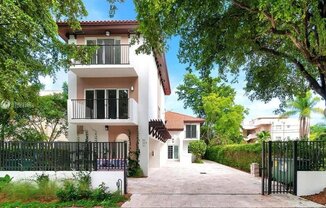307 Majorca Ave # 307