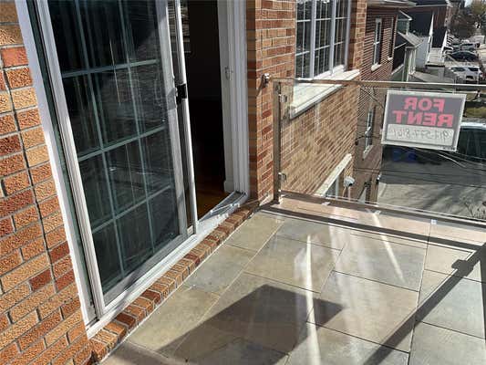 258 BUTTRICK AVE